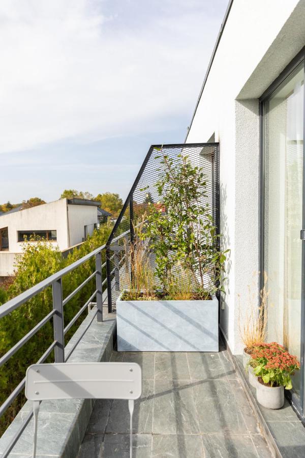 Studio 8 I One Bedroom Apartment I Airport I Therme 오토페니 외부 사진