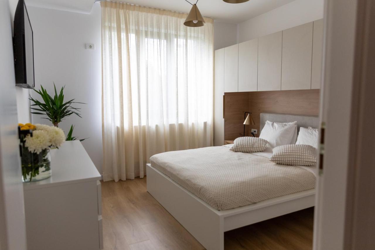 Studio 8 I One Bedroom Apartment I Airport I Therme 오토페니 외부 사진