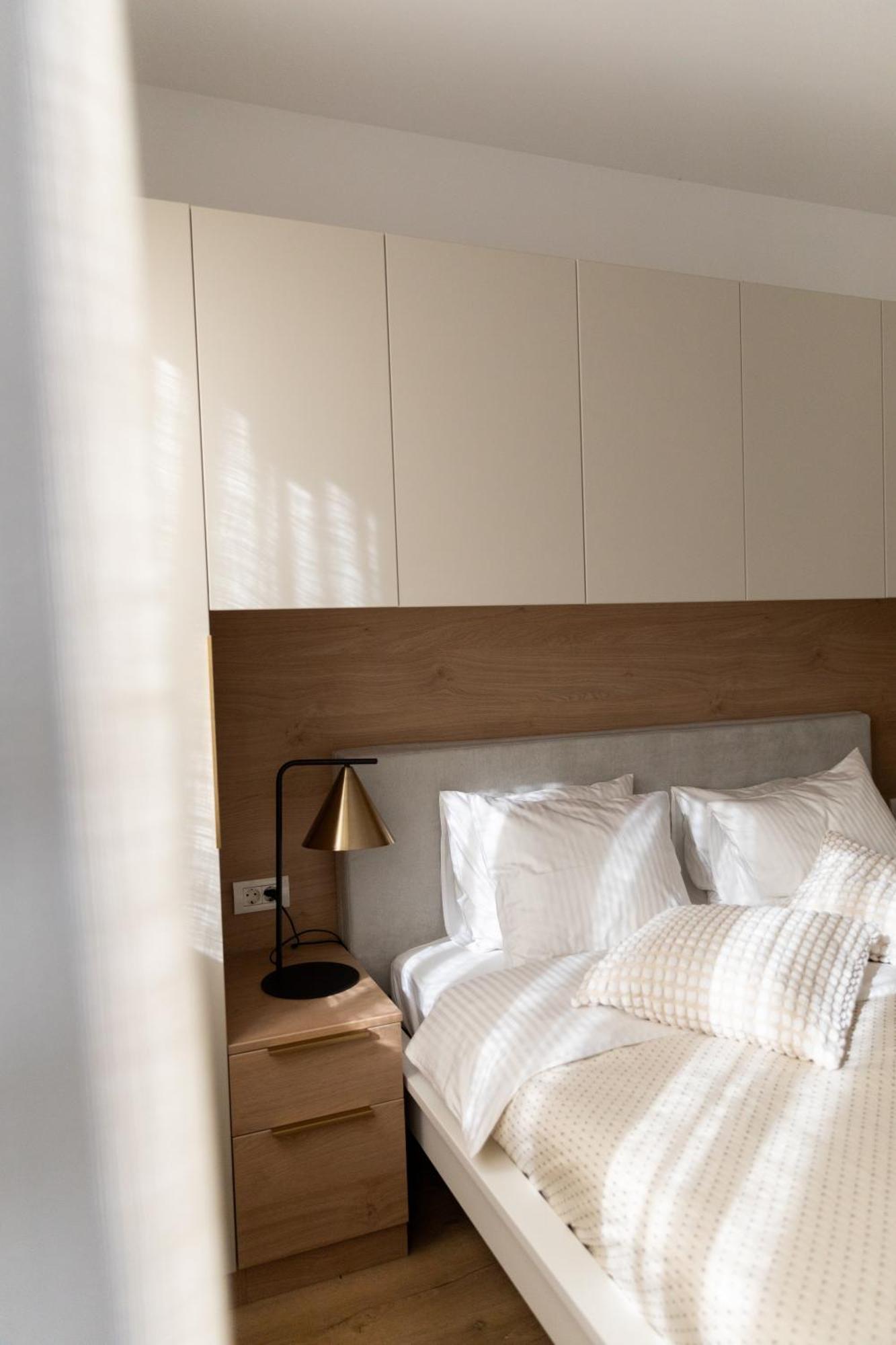 Studio 8 I One Bedroom Apartment I Airport I Therme 오토페니 외부 사진